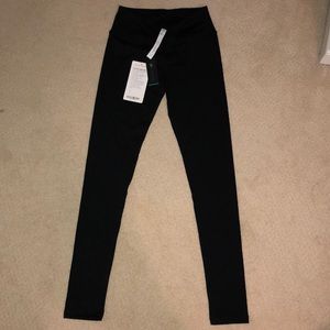 NWOT Lululemon wunder under pant